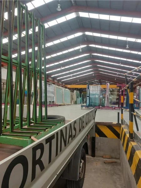 Almacen Ponienteglass Terrazas cortinas de cristal